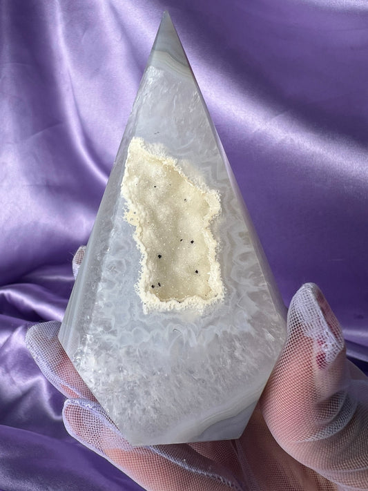 Agate Pyramid 004