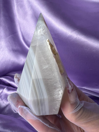 Agate Pyramid 004