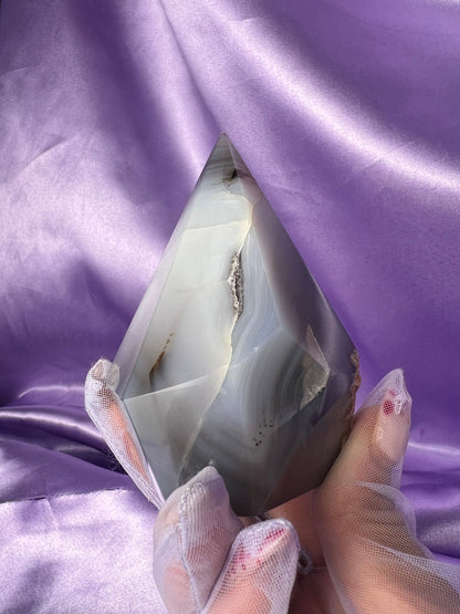 Agate Pyramid 005
