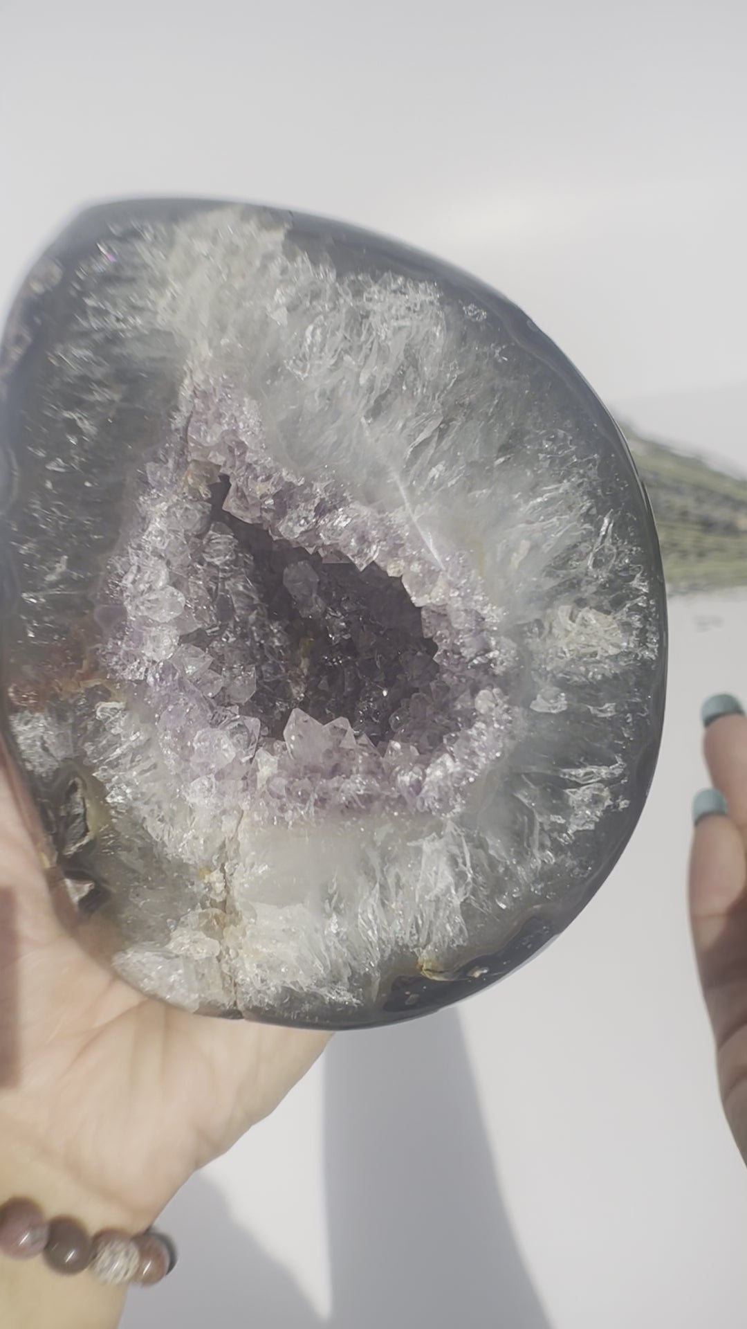 amethyst agate geode B